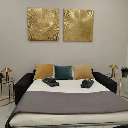 Emma And Livia's Vatican 1 Roma